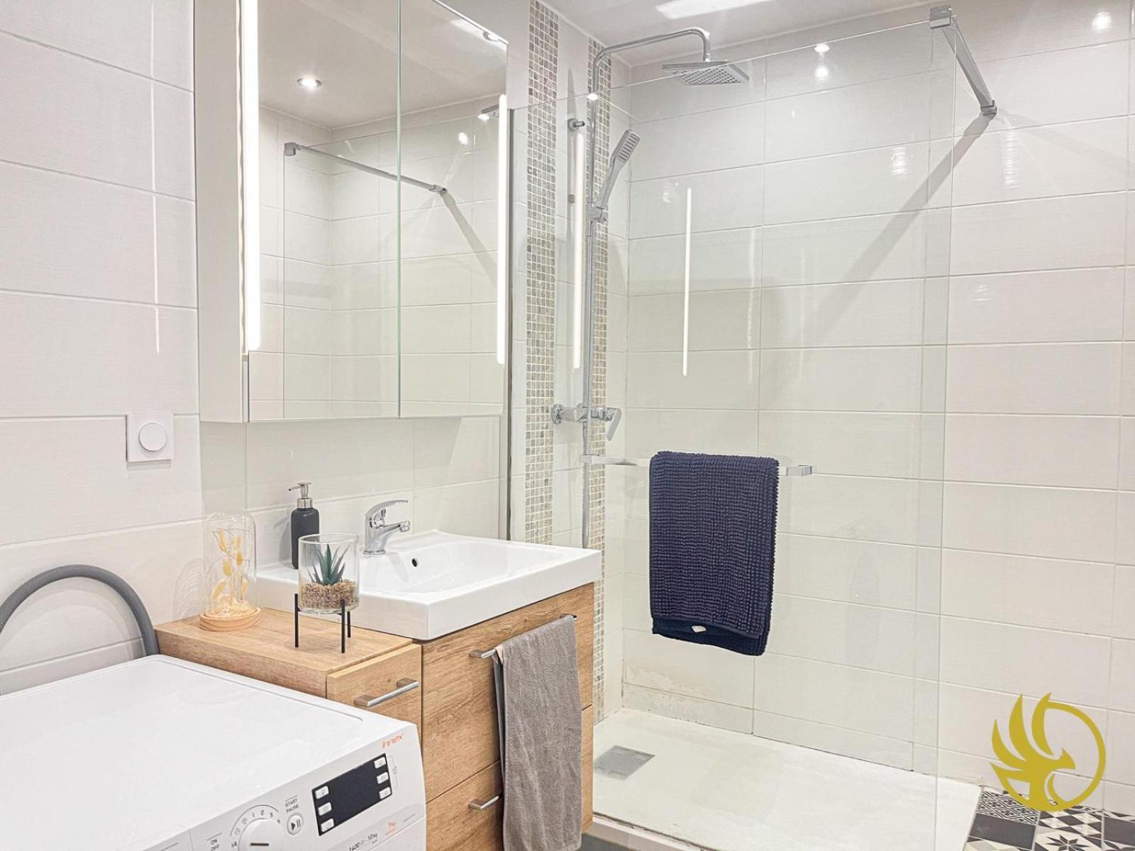 Duplex Elegant Et Spacieux
